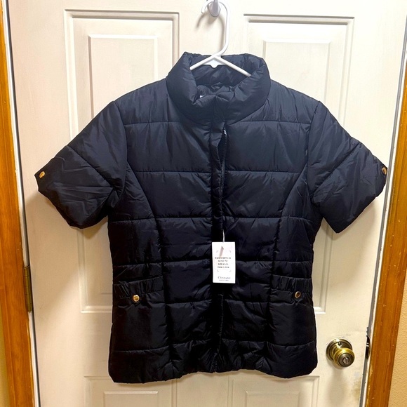 NWT Chrisuno Black Short Cap Sleeve Puffer Jacket Vest size M - Picture 1 of 6